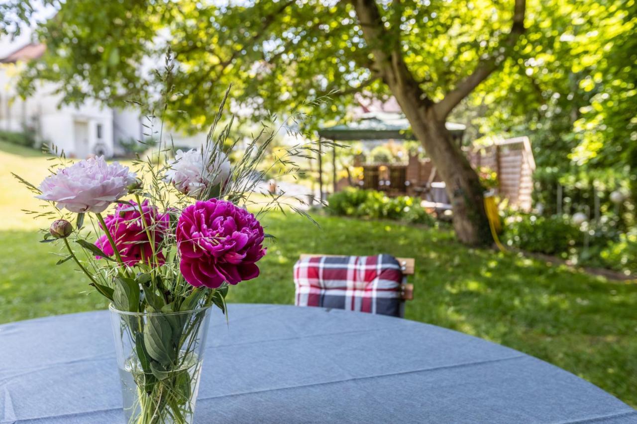 Haus Am Muehlenbach Apartment Hilzingen Luaran gambar